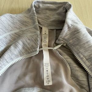 Lululemon size 8